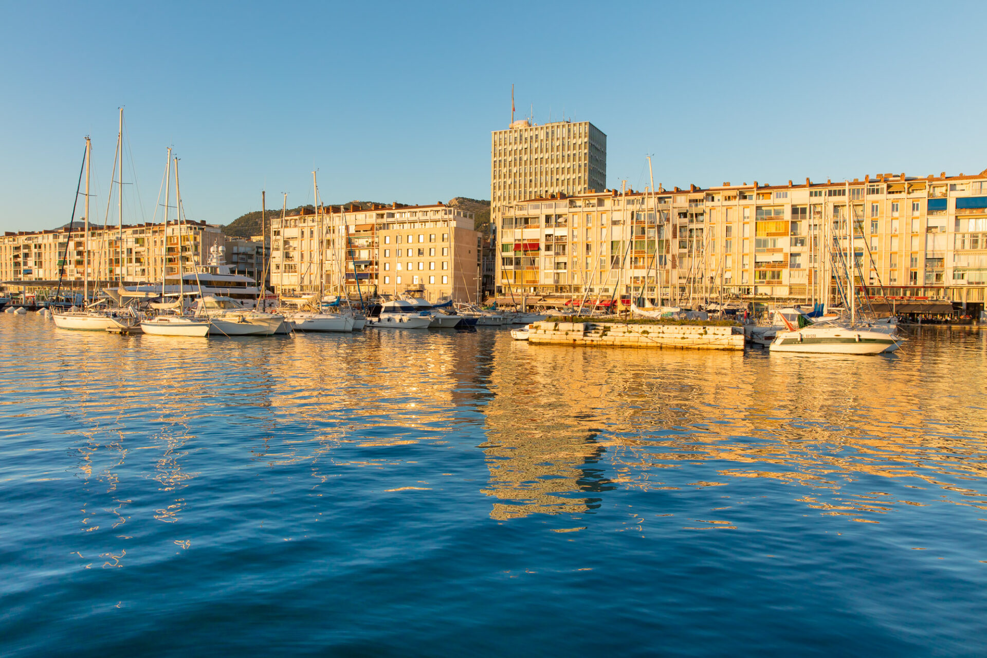 Port de Toulon Vieille Darse – Clean Habours